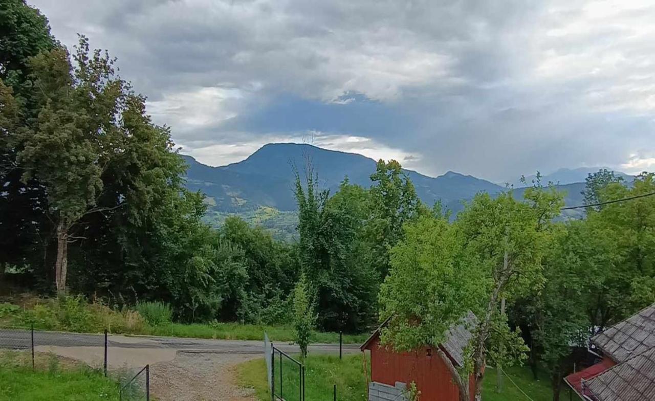 Villa Casuta Din Livada Moisei Exterior foto